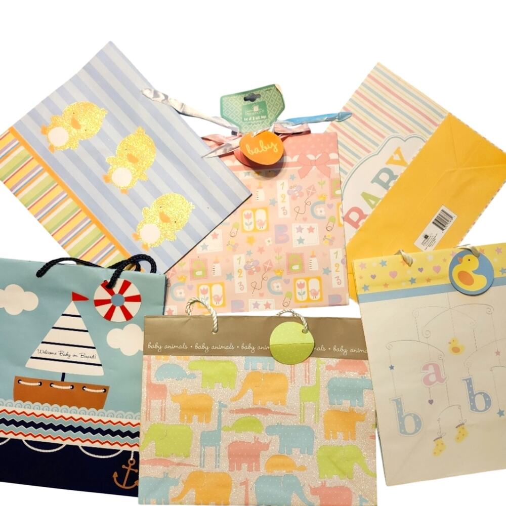 Set of 6 Baby Gift Bags – New